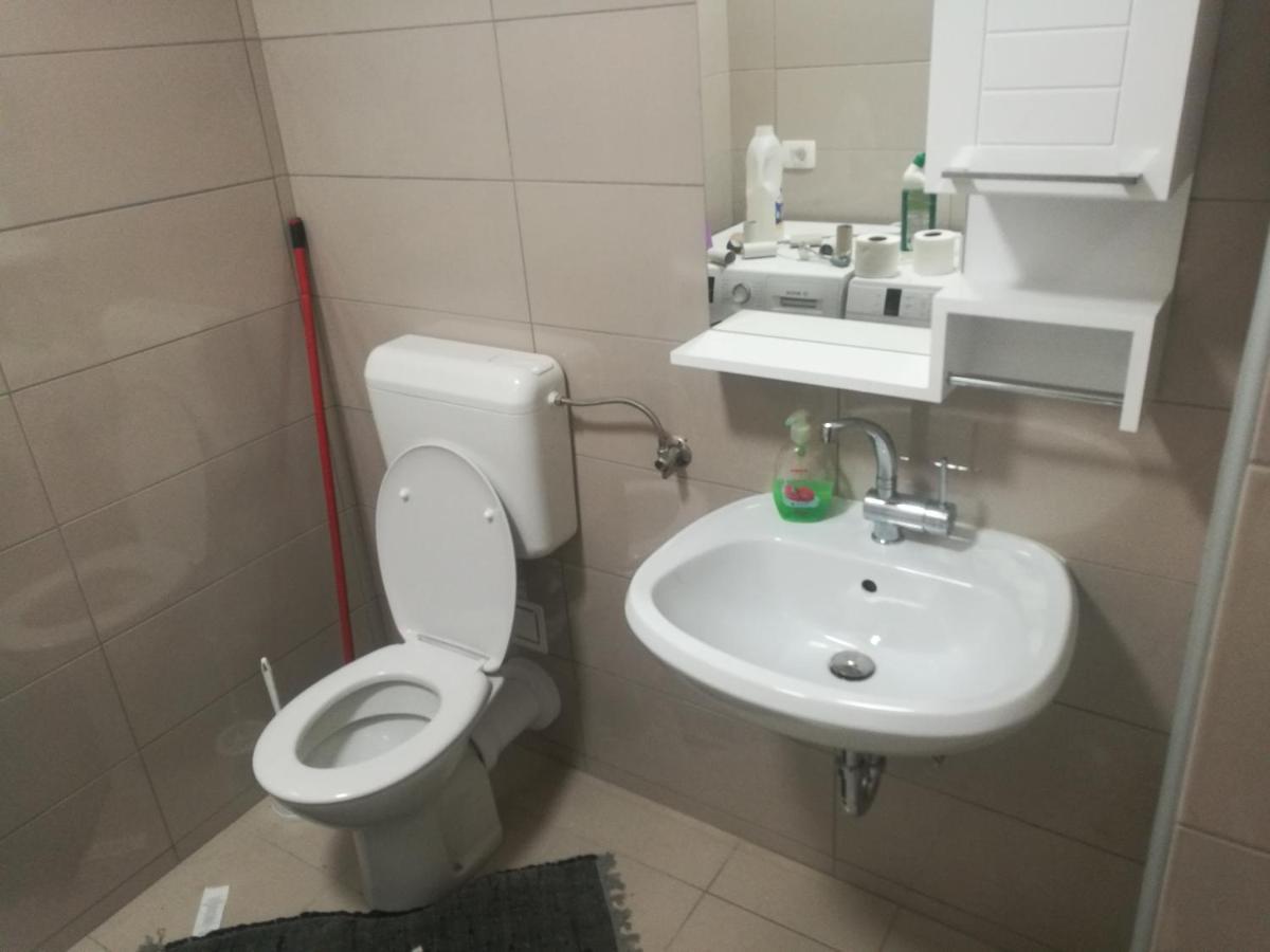 Ferienwohnung Apartma Burjuca Ajdovščina Exterior foto